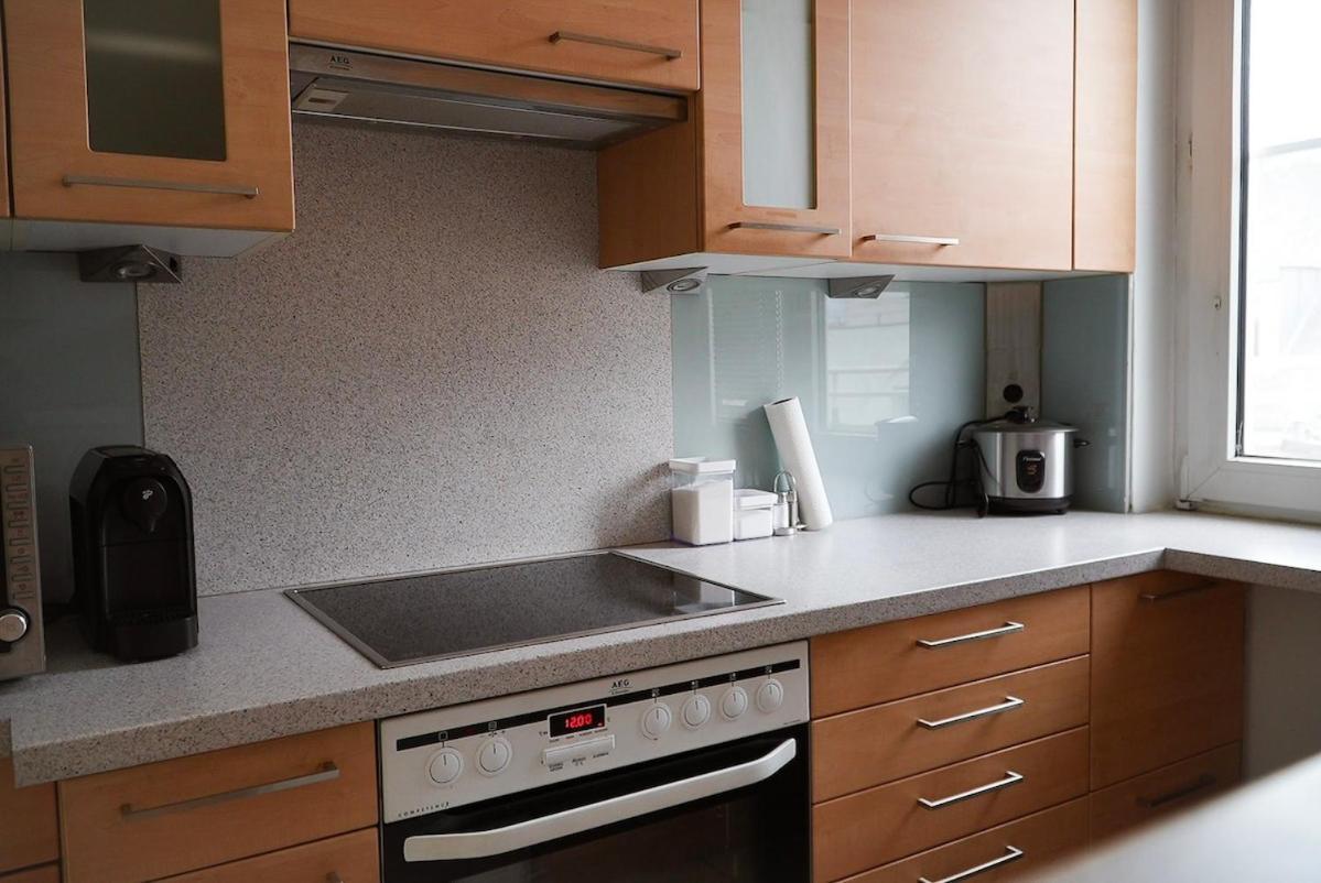 Apartament Close To Centre And Next To Hbf And Easy From Airport